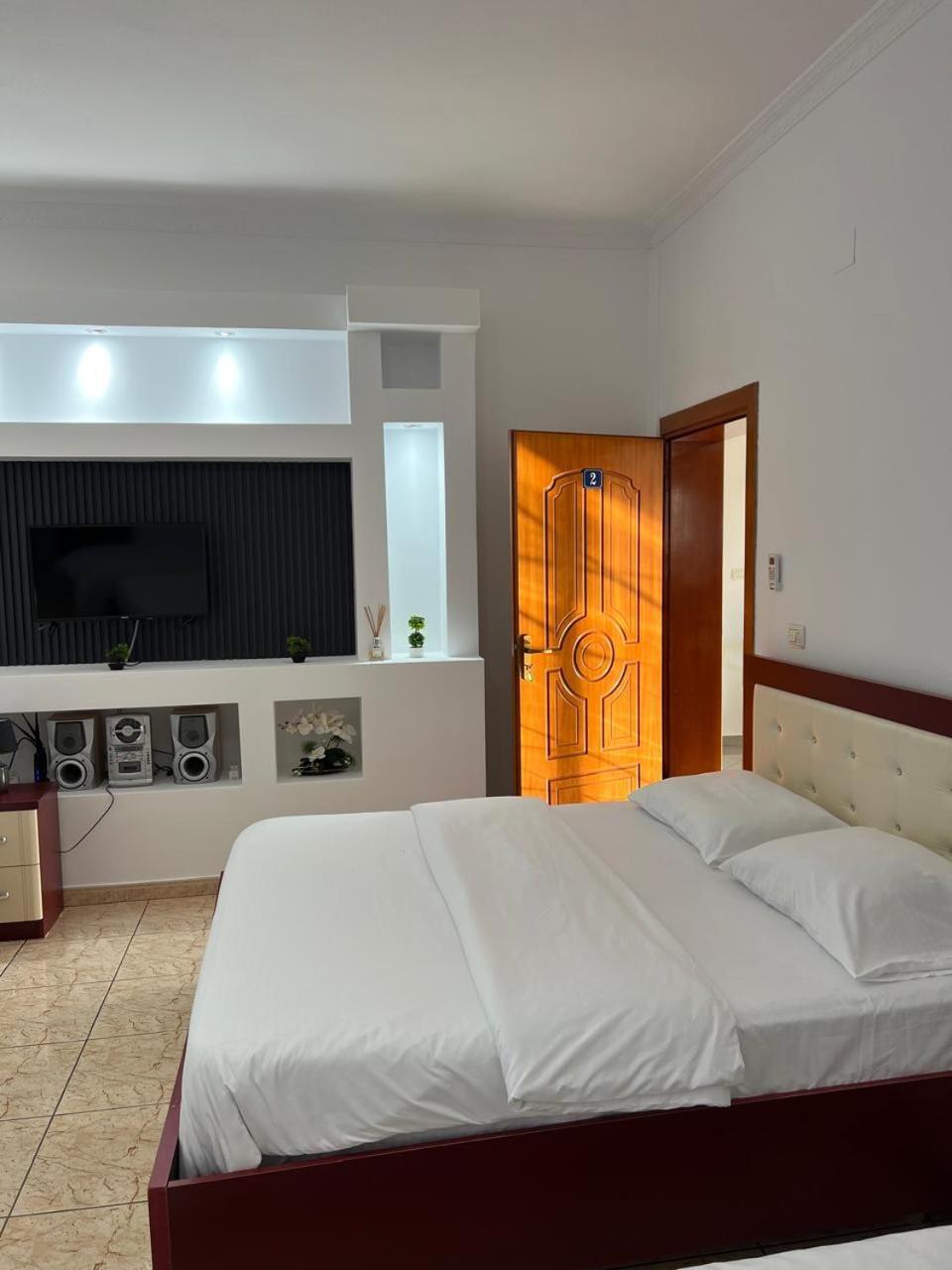 Hotel Kalaja Boks Extérieur photo